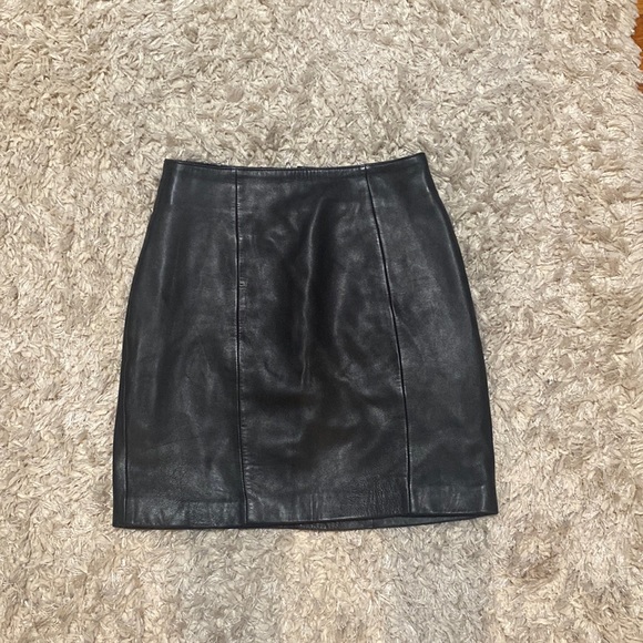 Dresses & Skirts - Vintage Leather Mini Skirt